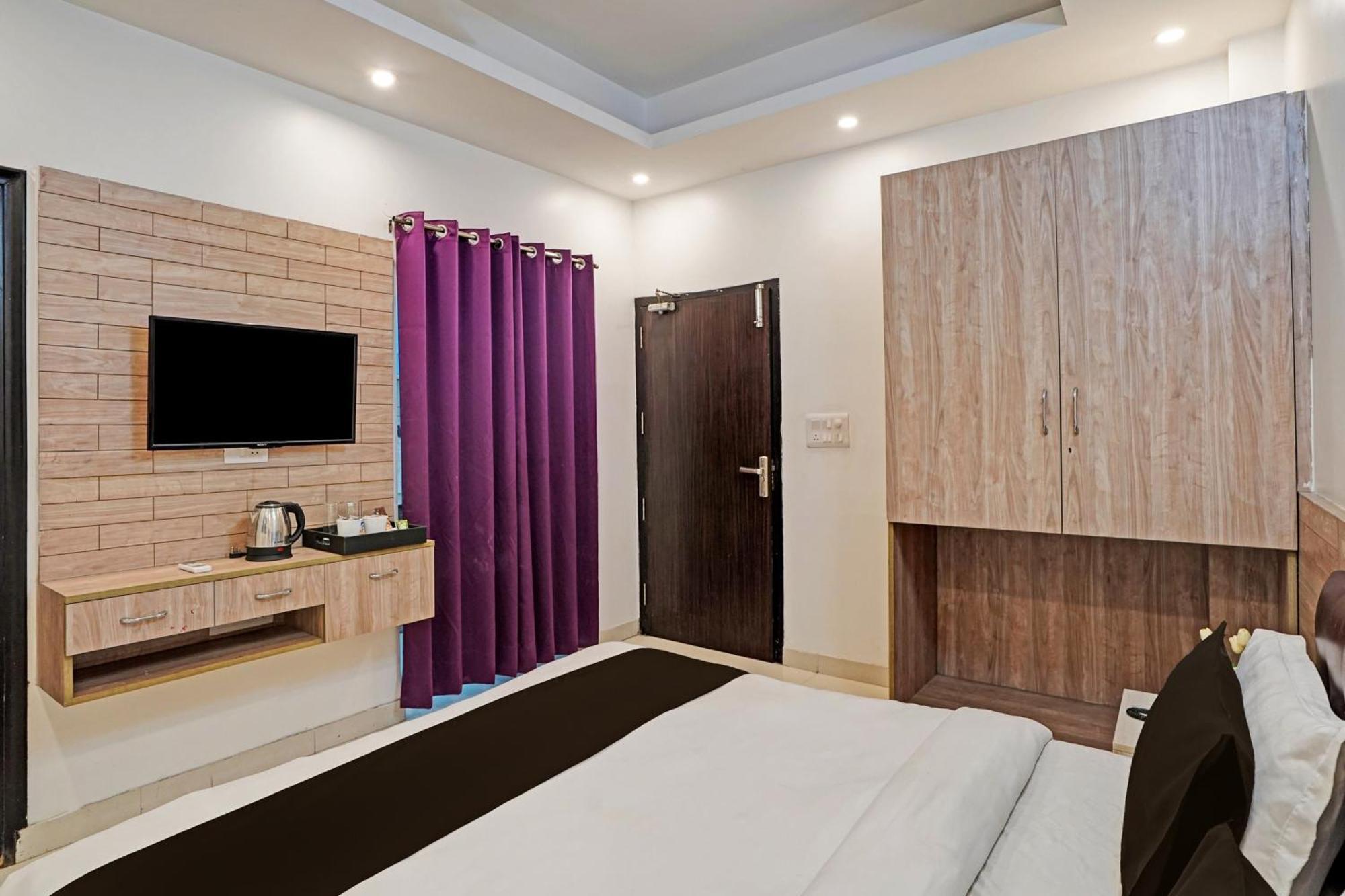 Hotel O Babil Palace Near Omaxe Celebration Mall Gurgaon Zewnętrze zdjęcie
